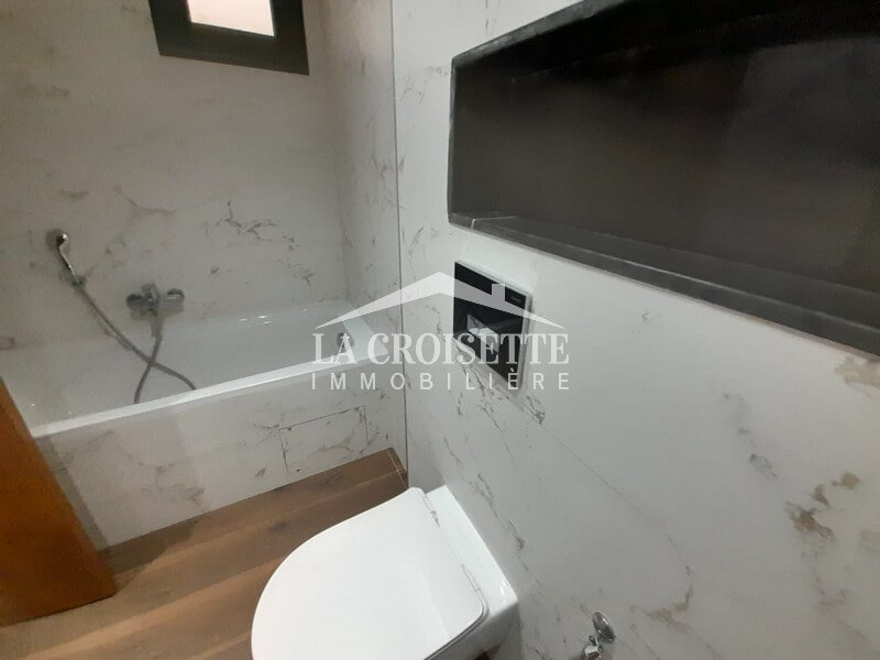 Appartement S+3 à La Soukra